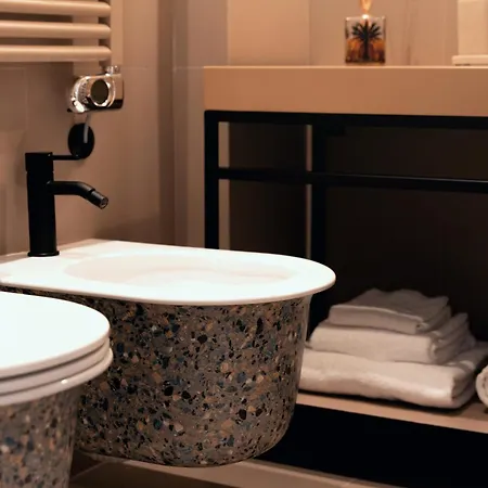 The Flow - Via Del Corso Guest house *