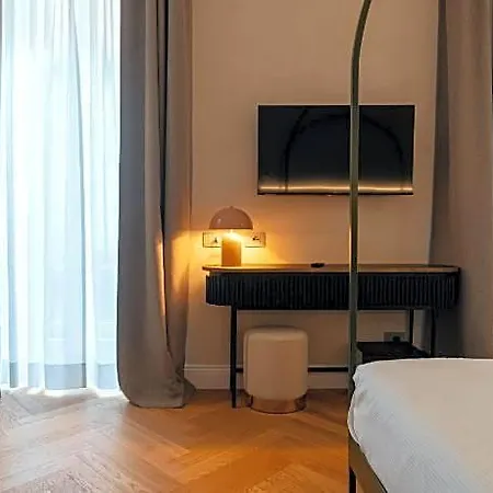 The Flow - Via Del Corso Guest house 4*
