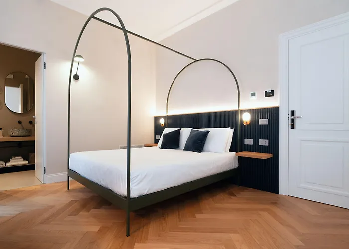 The Flow - Via Del Corso Рим