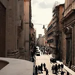 بيت ضيافة The Flow - Via Del Corso 4*