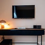 بيت ضيافة The Flow - Via Del Corso روما