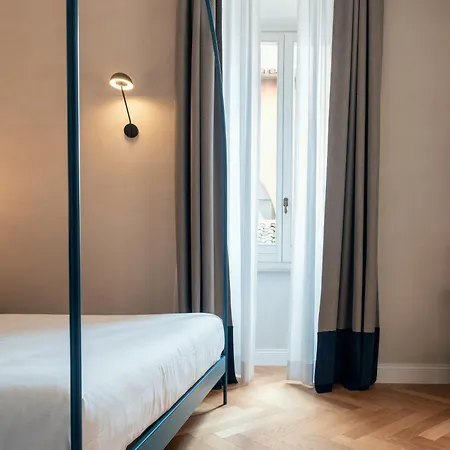 The Flow - Via Del Corso