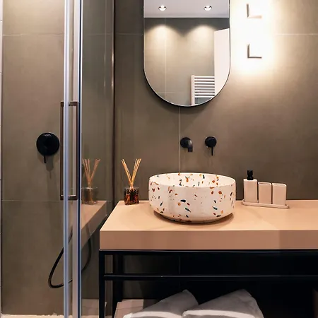 The Flow - Via Del Corso 4* Rome
